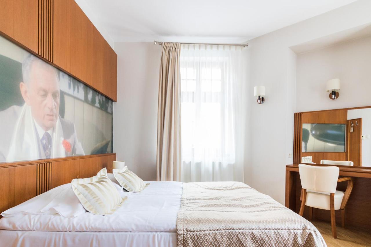 Hotel Vabank Golub-Dobrzyń Exteriér fotografie
